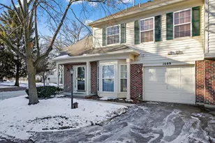 1089 Quaker Hill Ct, Elgin, IL 60120 - Photo 1