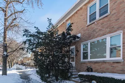 2753 W Rascher Avenue, Chicago, IL 60625 - Photo 1