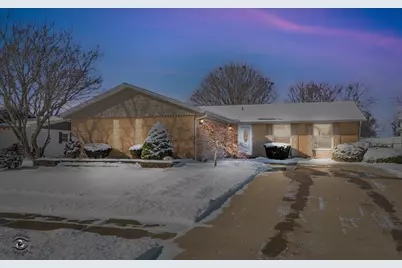 817 Stonewall Drive, Bourbonnais, IL 60914 - Photo 1