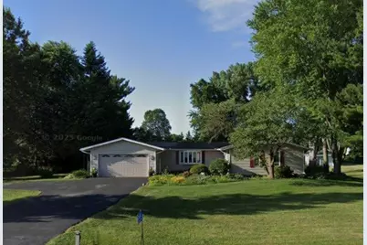 2382 N 41st Road, Sheridan, IL 60551 - Photo 1