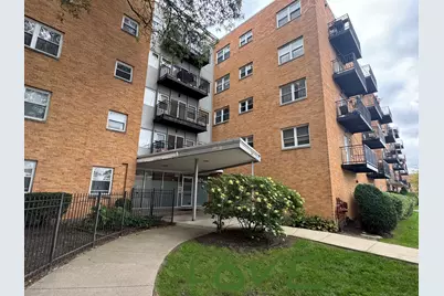 2501 W Bryn Mawr Avenue #201, Chicago, IL 60659 - Photo 1