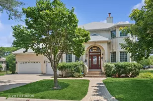 4858 W Chase Ave, Lincolnwood, IL 60712 - Photo 1