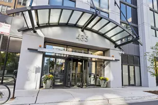 435 W Erie St, Chicago, IL 60654 - Photo 1