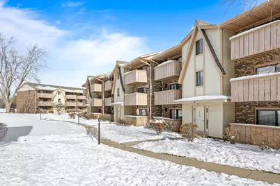 16 Echo Court #17, Vernon Hills, IL 60061 - Photo 1