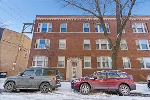 2476 N Albany Ave, Chicago, IL 60647 - Photo 1