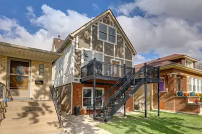 5040 W Berenice Avenue, Chicago, IL 60641 - Photo 1