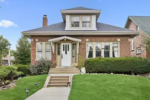 222 Le Moyne Pkwy, Oak Park, IL 60302 - Photo 1