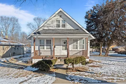 3203 Montrose Avenue, Rockford, IL 61101 - Photo 1