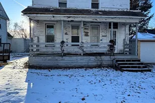 409 College Ave, Dixon, IL 61021 - Photo 1