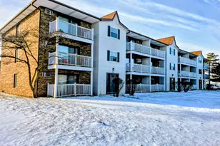 239 Gregory St, Aurora, IL 60504 - Photo 1