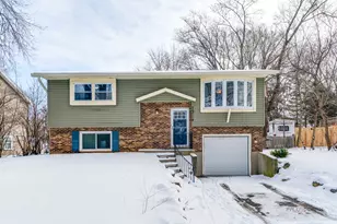 36719 N Lawrence Dr, Lake Villa, IL 60046 - Photo 1