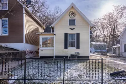162 6th Avenue, Moline, IL 61265 - Photo 1