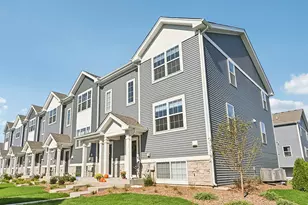 911 Briar Gln Ct, Hampshire, IL 60140 - Photo 1