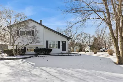 27W585 Galusha Avenue, Warrenville, IL 60555 - Photo 1