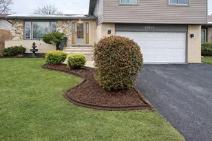 17125 Cregier Ave, South Holland, IL 60473 - Photo 1