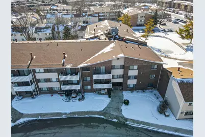 3000 Bayside Drive #202, Palatine, IL 60074 - Photo 1