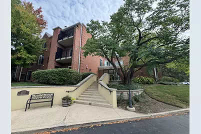 815 Leicester Road #211, Elk Grove Village, IL 60007 - Photo 1