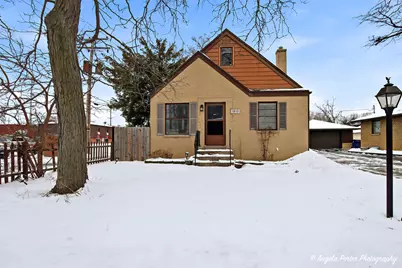 1810 Linden Avenue, Waukegan, IL 60087 - Photo 1