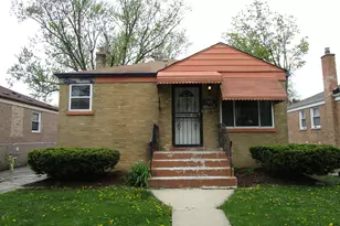 240 Linden Ave, Bellwood, IL 60104 - Photo 1