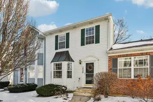 1428 Charleston Ct, Geneva, IL 60134 - Photo 1