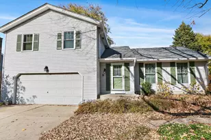 517 Sheffield Rd, Naperville, IL 60565 - Photo 1