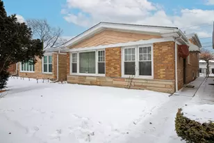 4211 W Devon Ave, Chicago, IL 60646 - Photo 1