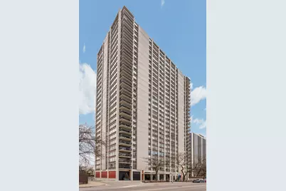 1455 N Sandburg Terrace #1802, Chicago, IL 60610 - Photo 1