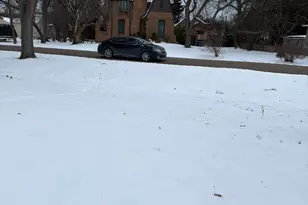 2334 Corona Rd, Beach Park, IL 60087 - Photo 1