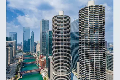 300 N State Street #2409, Chicago, IL 60654 - Photo 1