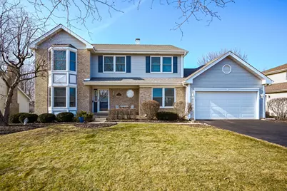 880 Hampton Drive, Carol Stream, IL 60188 - Photo 1