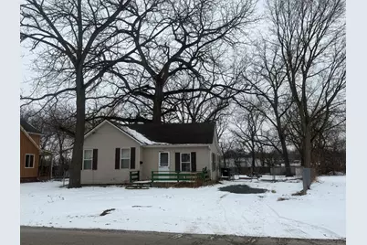907 Center Street, McHenry, IL 60050 - Photo 1