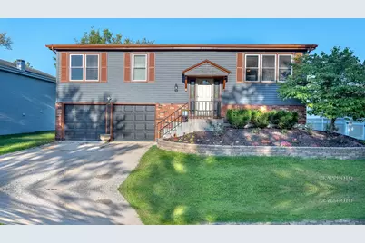 20052 S Sycamore Drive, Frankfort, IL 60423 - Photo 1