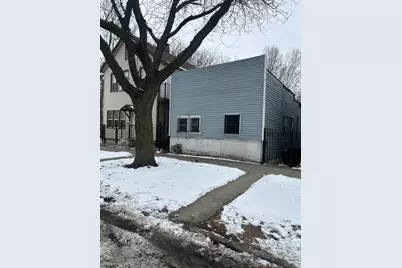 8752 S Exchange Avenue, Chicago, IL 60617 - Photo 1
