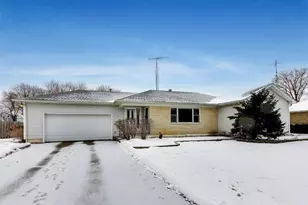 6212 Main St, Union, IL 60180 - Photo 1