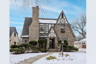 902 Sherwood Place, Joliet, IL 60435 - Photo 1