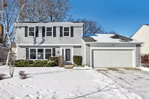 644 Leslie Ln, Schaumburg, IL 60194 - Photo 1