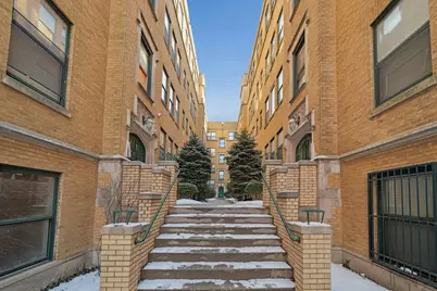 7209 S Yates Boulevard #2B, Chicago, IL 60649 - Photo 1