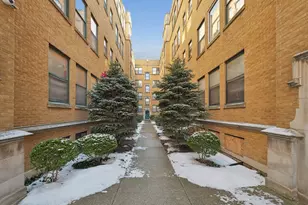 7219 S Yates Blvd, Chicago, IL 60649 - Photo 1