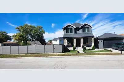10030 Moody Avenue, Oak Lawn, IL 60453 - Photo 1