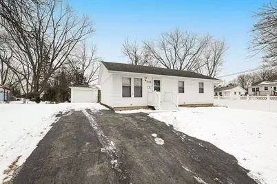 311 W Kennedy Drive, Streamwood, IL 60107 - Photo 1