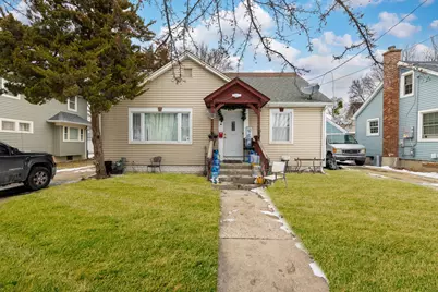 730 E Benton Street, Aurora, IL 60505 - Photo 1