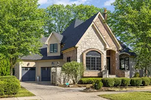 411 W Jefferson Ave, Naperville, IL 60540 - Photo 1