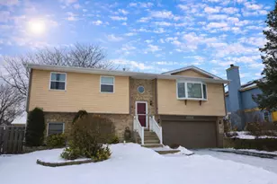 1033 White Pine Dr, Antioch, IL 60002 - Photo 1