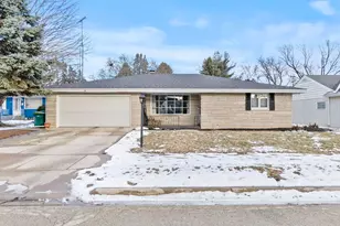 914 Donnie Ct, Joliet, IL 60435 - Photo 1