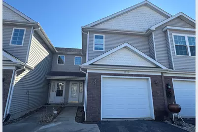 1320 E Arnold Street #1320, Sandwich, IL 60548 - Photo 1