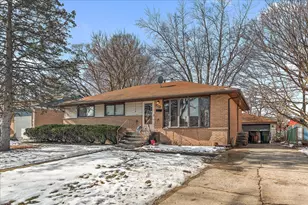 22720 Ridgeway Ave, Richton Park, IL 60471 - Photo 1