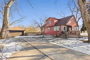 5875 Walnut Ave, Downers Grove, IL 60516 - Photo 1