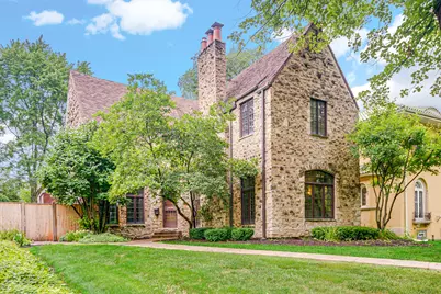 2014 W Hopkins Place, Chicago, IL 60643 - Photo 1