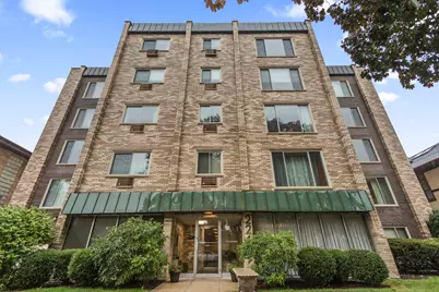 224 S Oak Park Avenue #4B, Oak Park, IL 60302 - Photo 1
