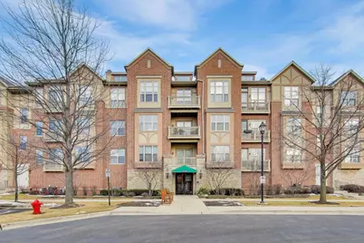 1914 Farnsworth Lane #208, Northbrook, IL 60062 - Photo 1